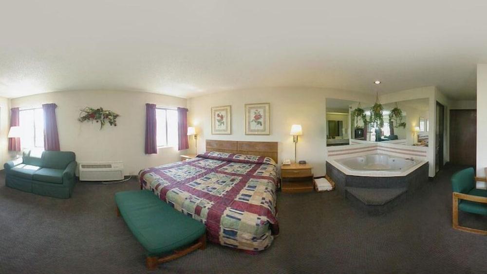 Rodeway Inn Coopersville Esterno foto