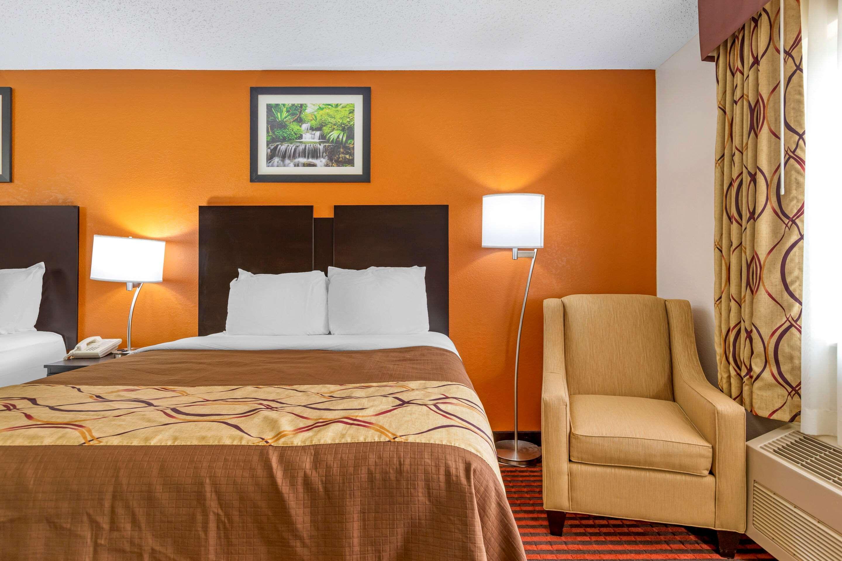 Rodeway Inn Coopersville Esterno foto