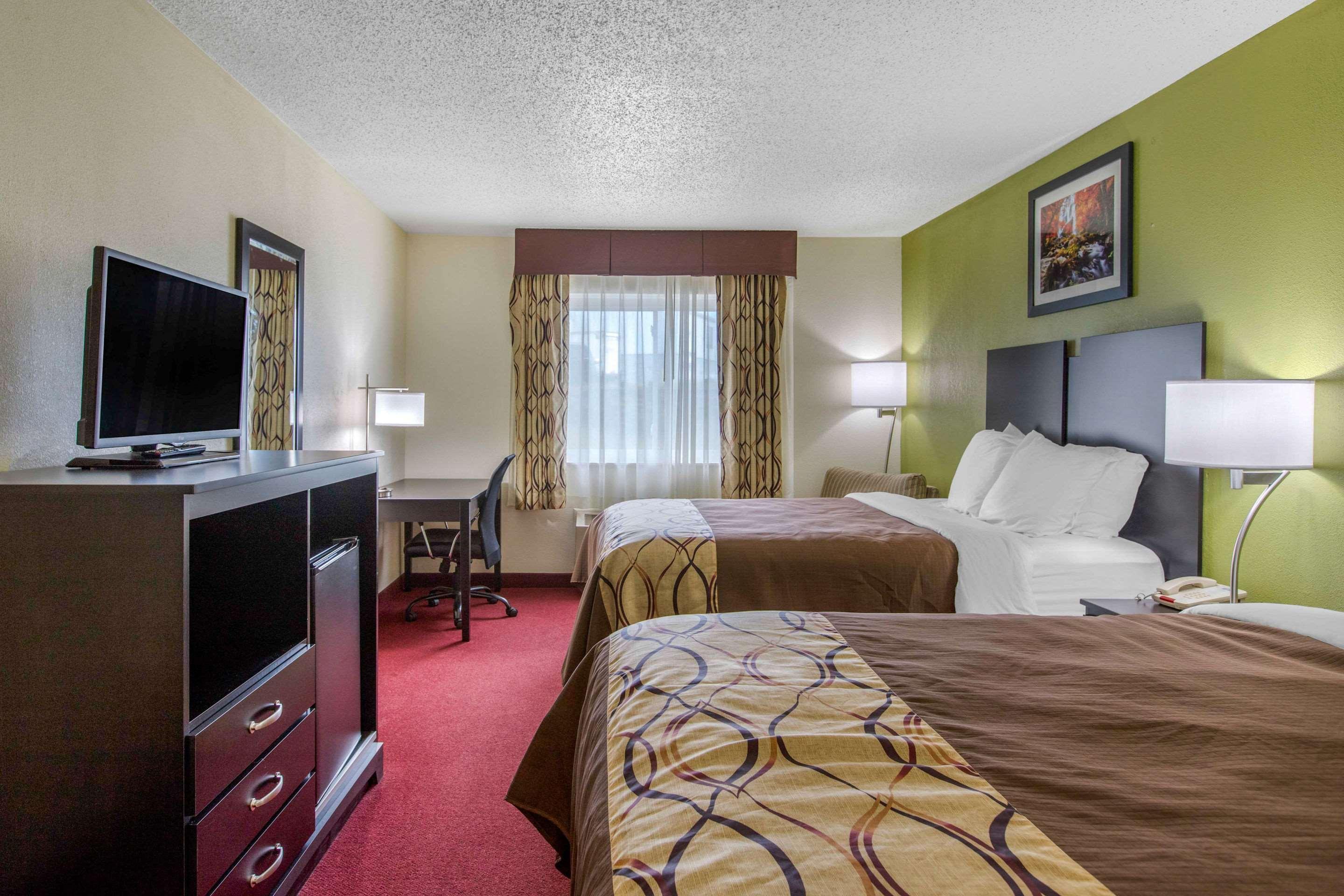 Rodeway Inn Coopersville Esterno foto