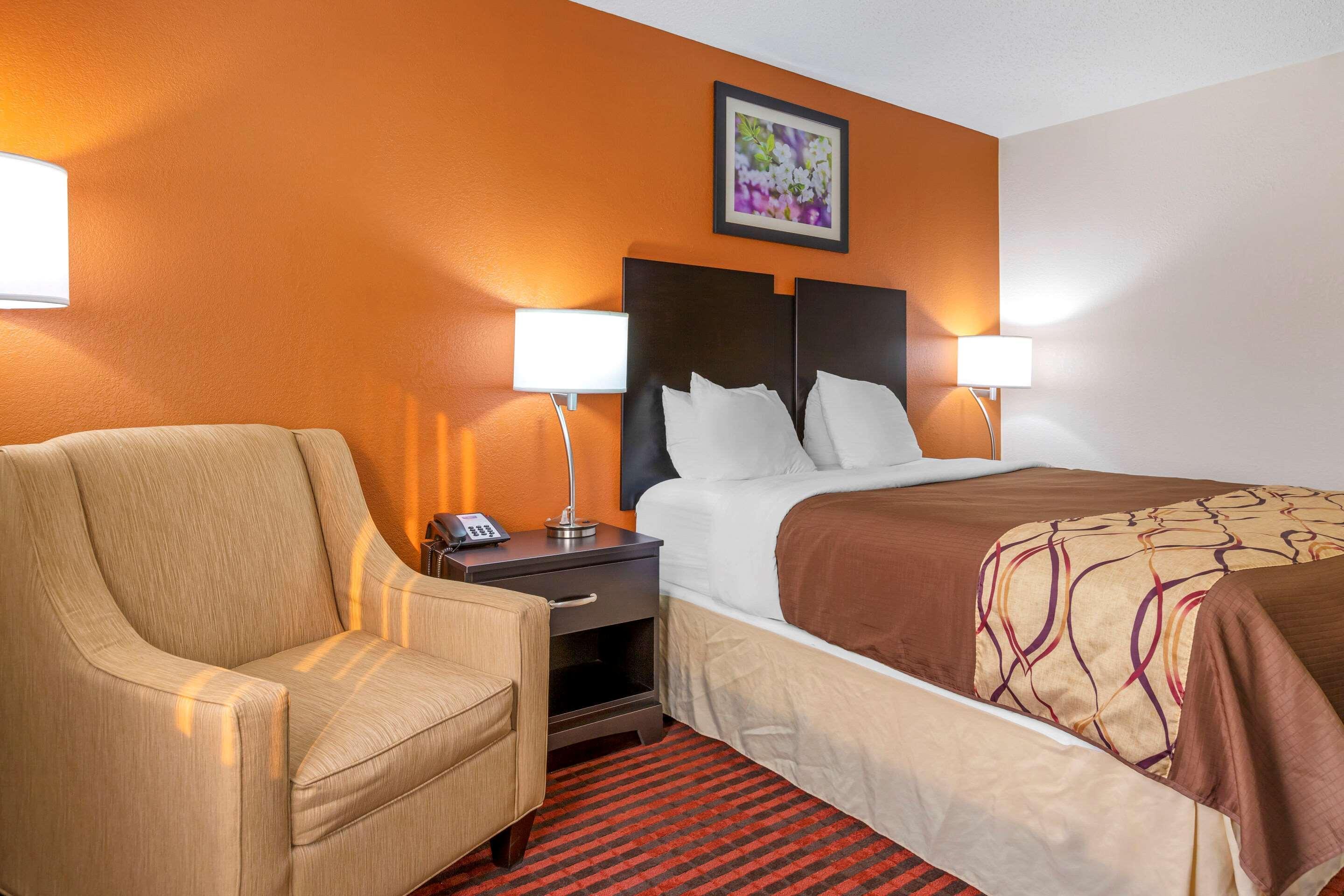 Rodeway Inn Coopersville Esterno foto