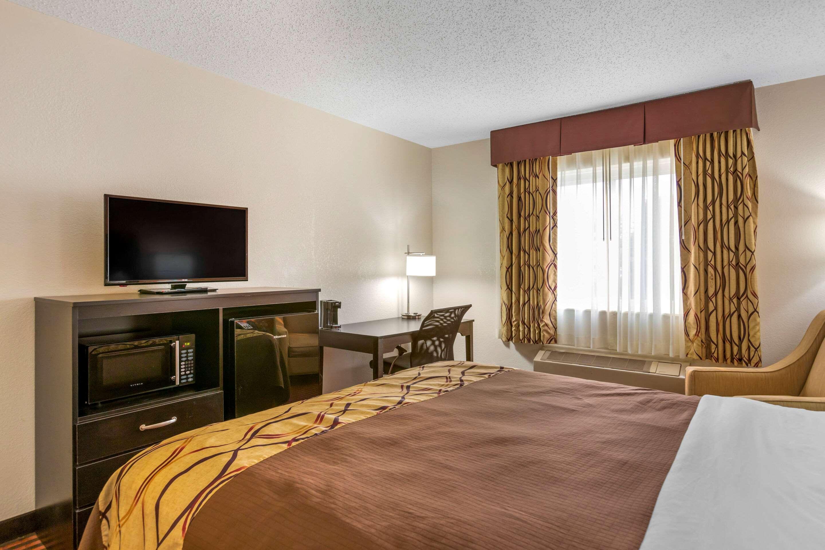 Rodeway Inn Coopersville Esterno foto