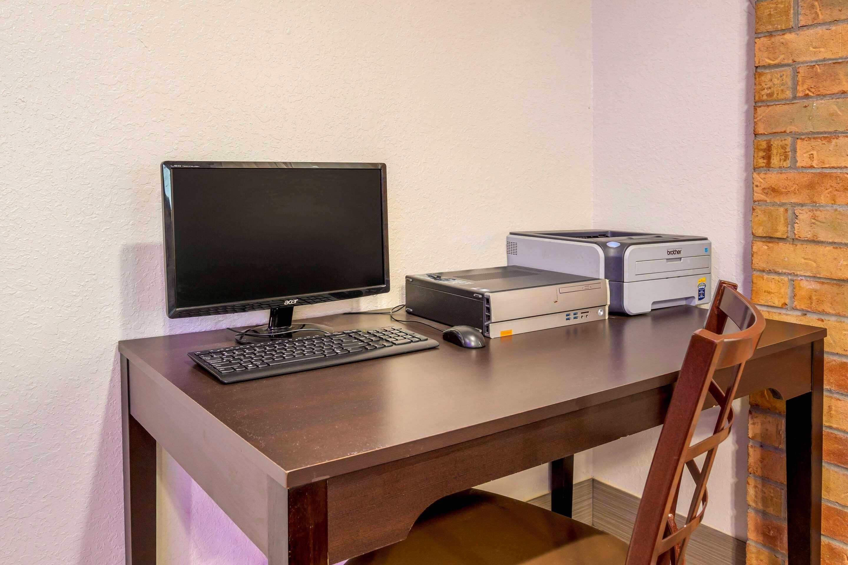 Rodeway Inn Coopersville Esterno foto