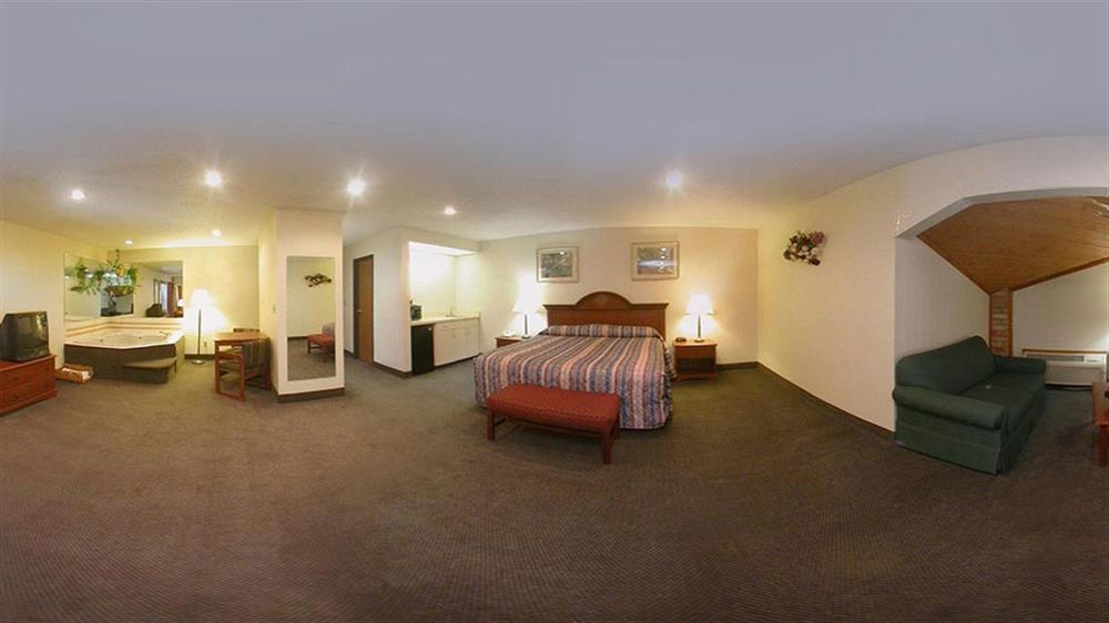 Rodeway Inn Coopersville Esterno foto