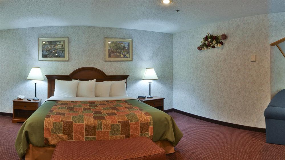 Rodeway Inn Coopersville Esterno foto